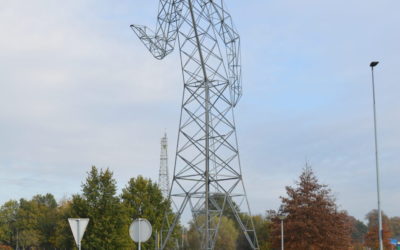 Dansende hoogspanningsmast